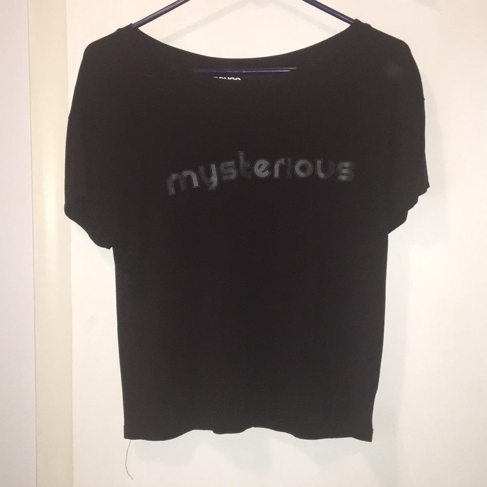 black, crop too